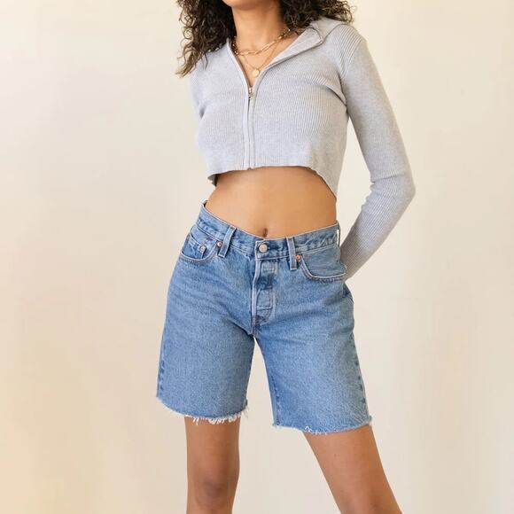 Levi’s | 501 Shorts 90s Mid Thigh Denim Bermuda - Picture 9 of 10